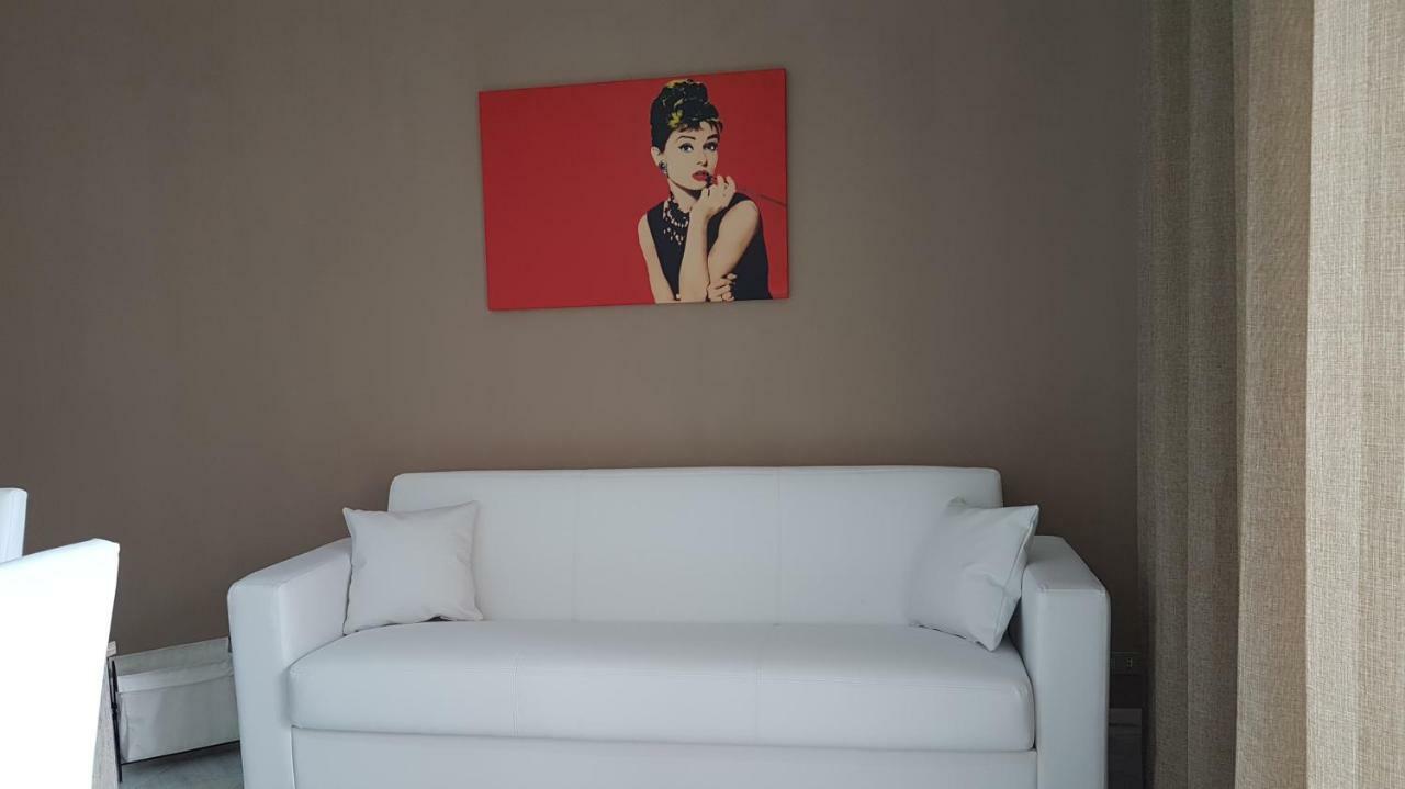 Loft Baia Di Giardini Apartment Bagian luar foto