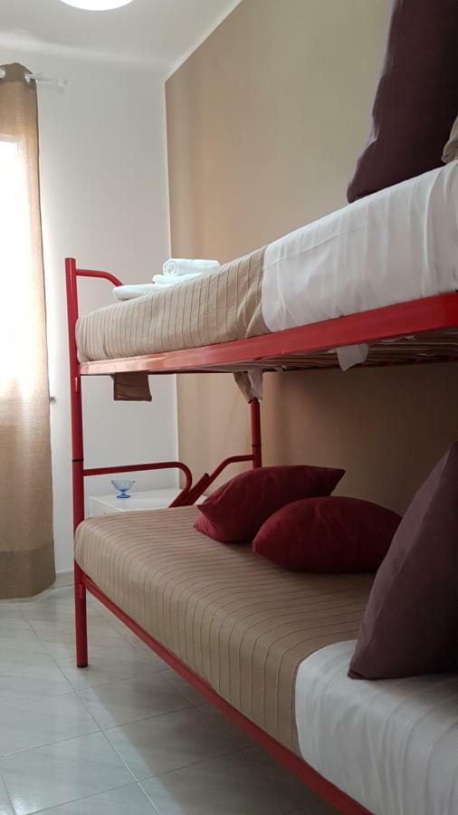 Loft Baia Di Giardini Apartment Bagian luar foto